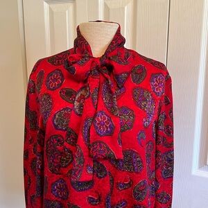 100% Silk Long Sleeve Front Tie Button Down Vintage Blouse by Doncaster Size 6